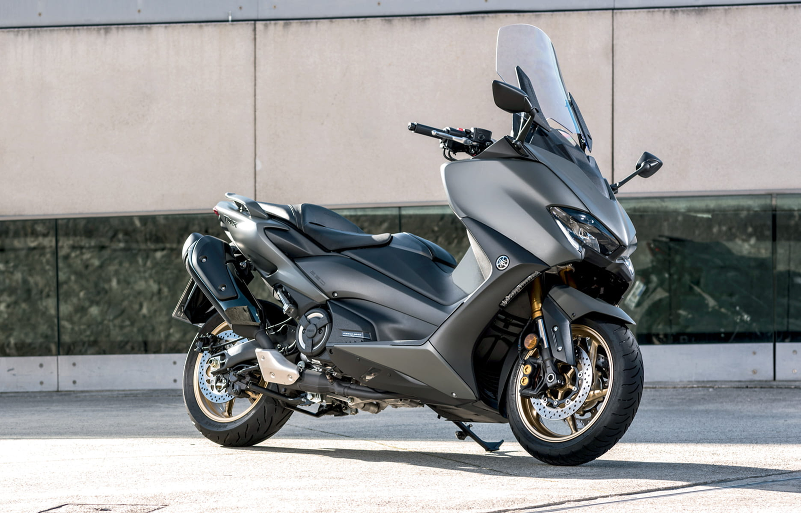 T Max 560